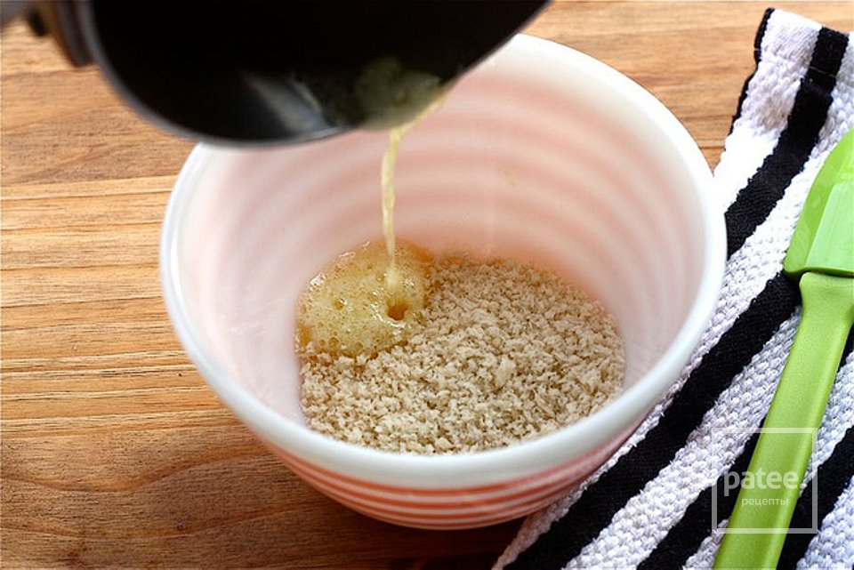 Грибы, фаршированные перцем халапеньо и беконом - Шаг 1