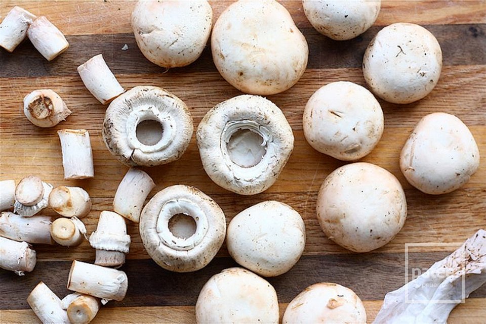 Грибы, фаршированные перцем халапеньо и беконом - Шаг 2