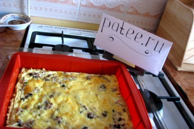 Лоранский пирог (киш) с курицей и грибами - приготовление