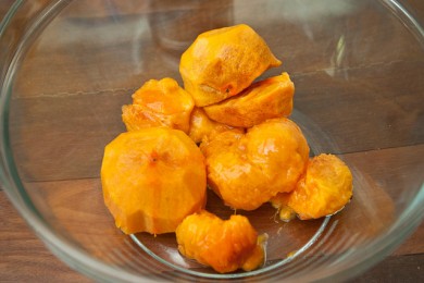 Пудинг из хурмы - приготовление