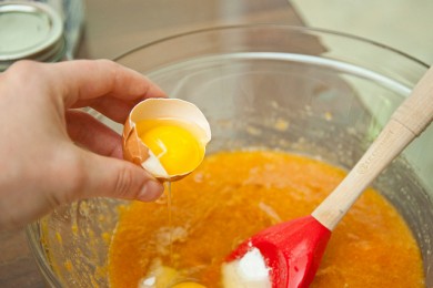 Пудинг из хурмы - приготовление