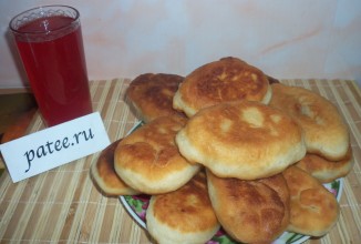 Жареные пирожки с яблоками