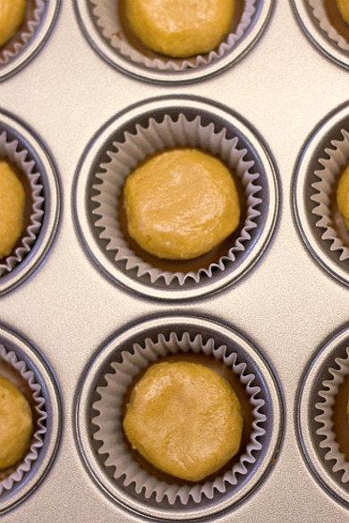 Домашние кокосово-арахисовые пирожные. - Шаг 4