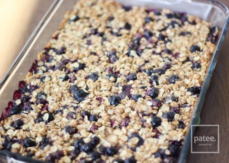 Чернично-миндальный пирог с овсяными крошками - Шаг 4