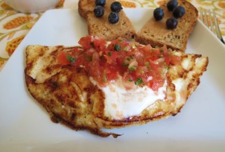 Омлет со шпинатом и сыром