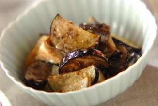 Острая закуска из баклажанов с грибами