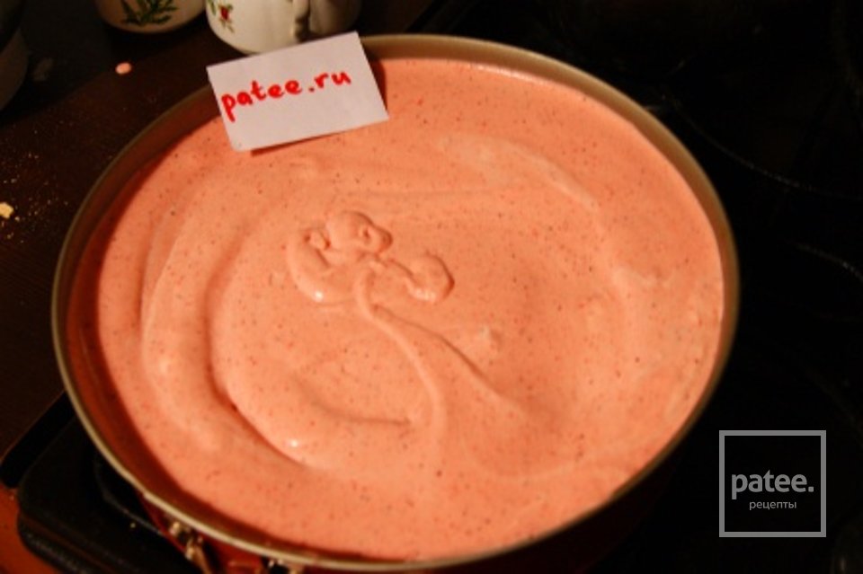 Клубничный торт со сливками - Шаг 11