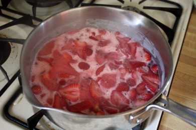 Домашний клубничный лимонад - приготовление