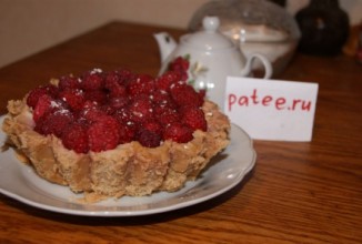 Творожный тарт с малиной
