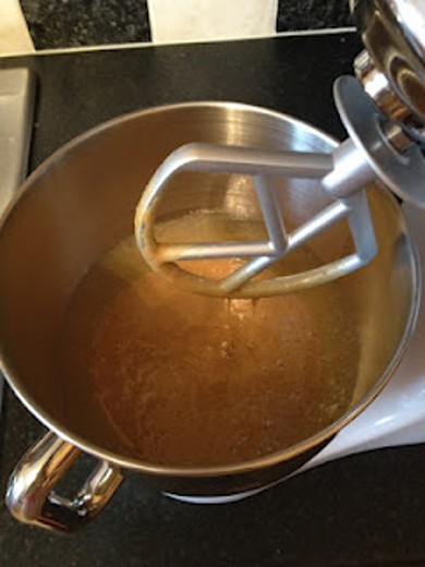 Шоколадный торт с малиной - Шаг 2