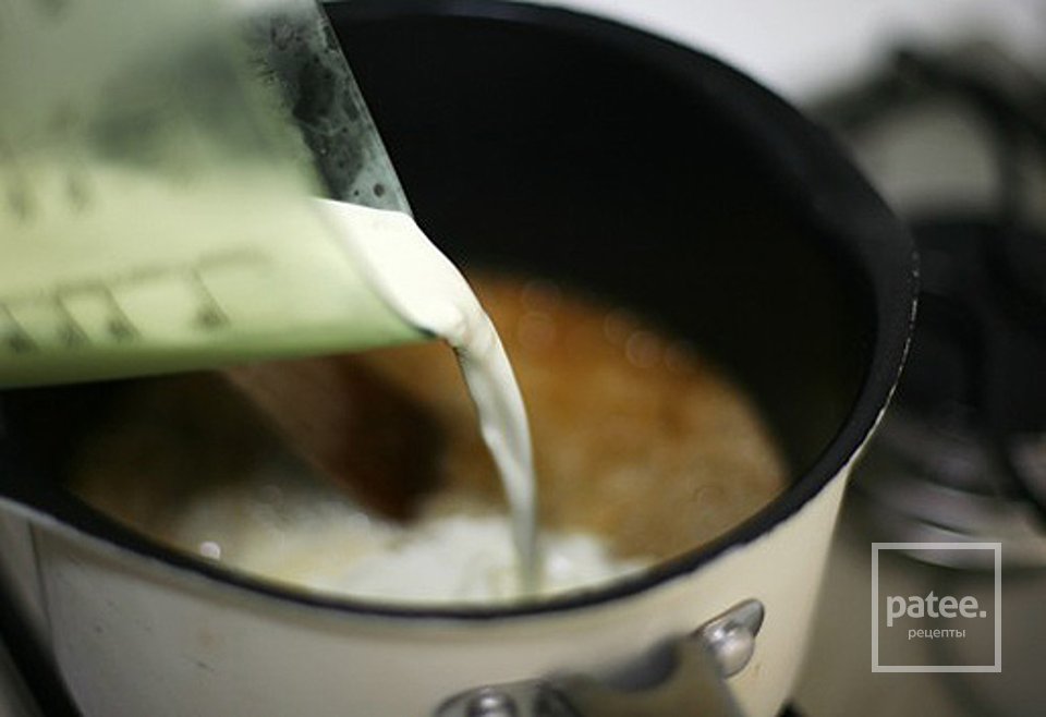 Яблочный пирог с карамельной заливкой - Шаг 2