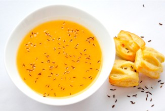 Картофельный крем-суп с морковью и тмином