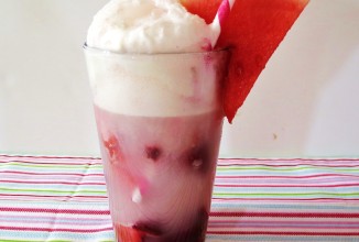 Арбузно-клубничный коктейль