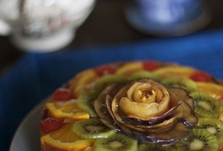 Фруктовый торт со сливками и желе