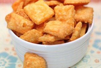 Домашние сырные крекеры