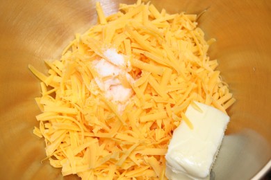 Домашние сырные крекеры - приготовление