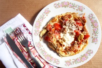 Омлет с грецкими орехами