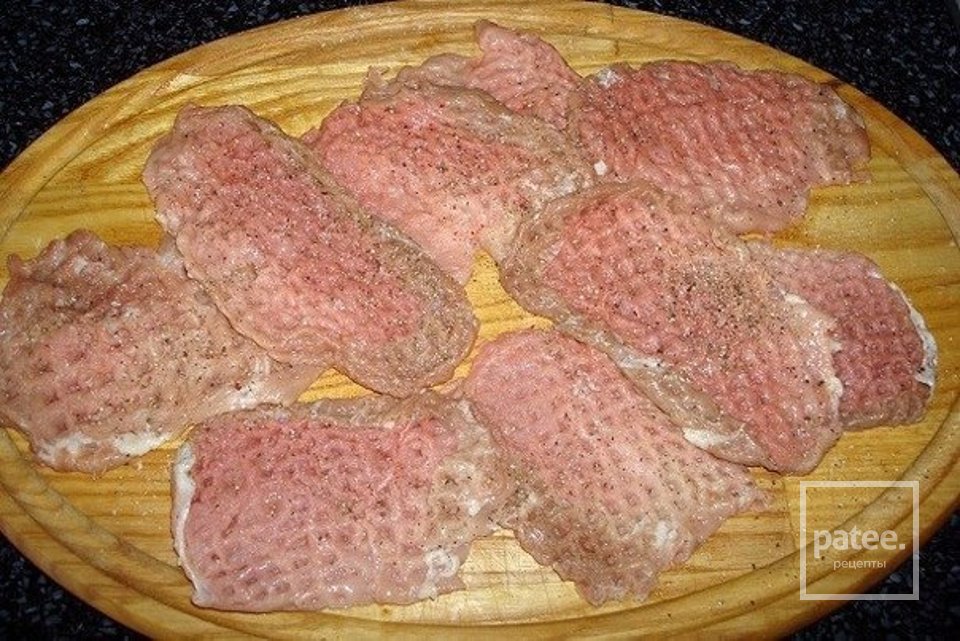 Мясо с картофелем по-французски - Шаг 1