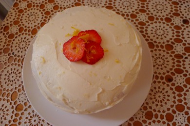 Рецепт Клубничный торт со сливочным сыром