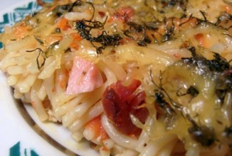 Запеканка с овощами,омлетом и спагетти