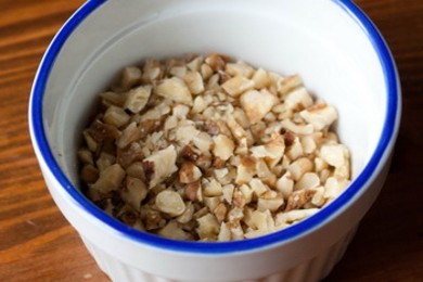 Теплый салат из перца и брокколи - приготовление