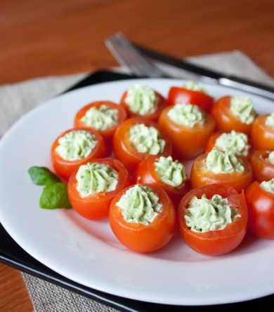 Помидоры черри с базиликовым кремом - Шаг 4