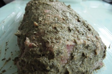 Запеченная свинина с хлебной корочкой - приготовление