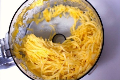 Яблочные оладушки - приготовление