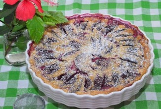 Запеканка со сливами