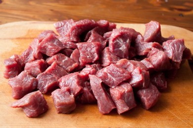 Жаркое из говядины с сухофруктами и миндалем - приготовление