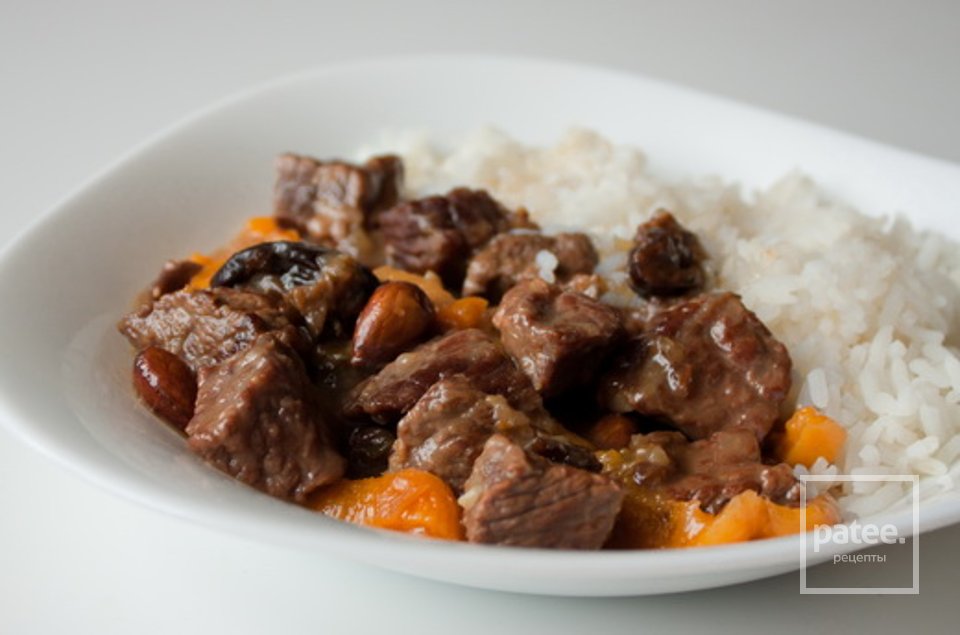 Жаркое из говядины с сухофруктами и миндалем - Шаг 6