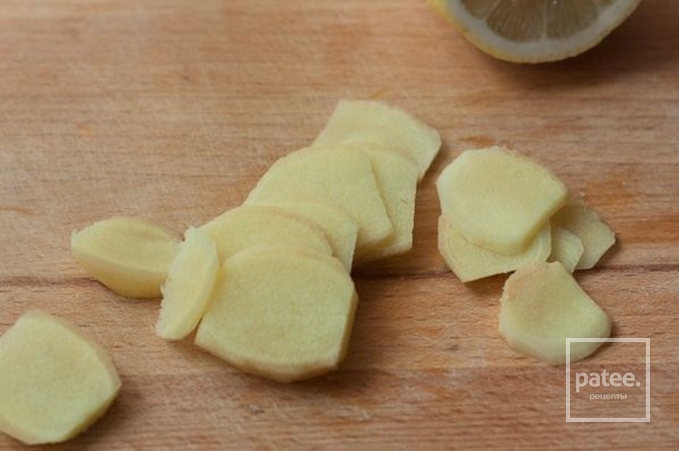 Имбирный чай с клубникой - Шаг 1