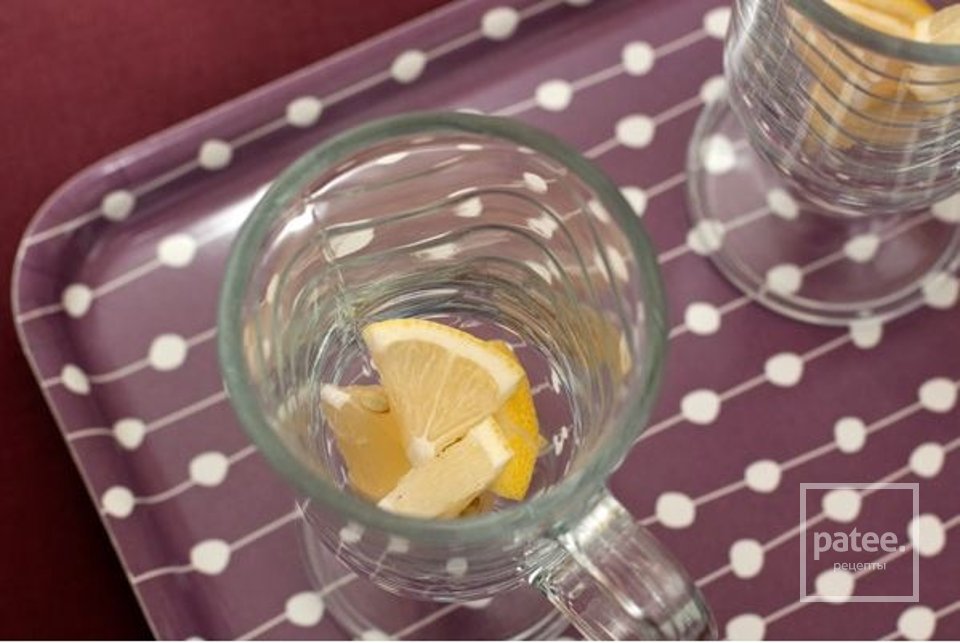 Имбирный чай с клубникой - Шаг 4