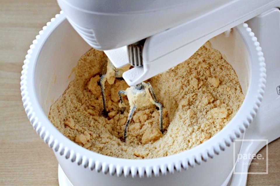 Пирожок с яблоком на палочке - Шаг 1