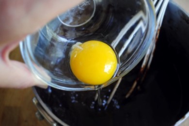 Острые трюфельные шоколадные брауни с красным перцем - приготовление