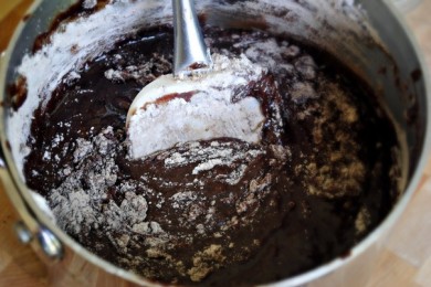 Острые трюфельные шоколадные брауни с красным перцем - приготовление