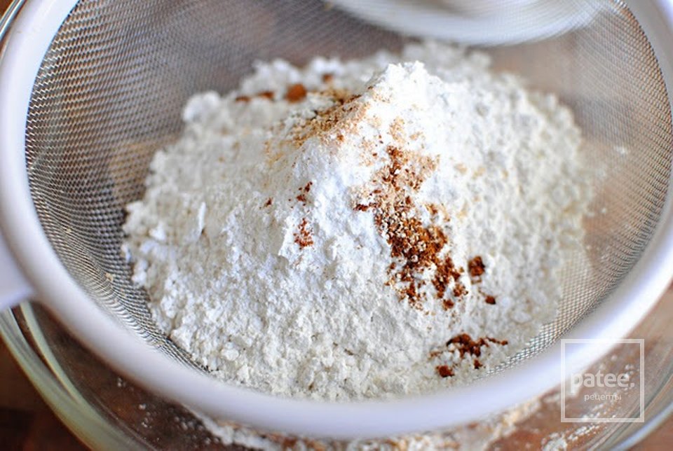 Банановые пончики с грецкими орехами на завтрак - Шаг 1