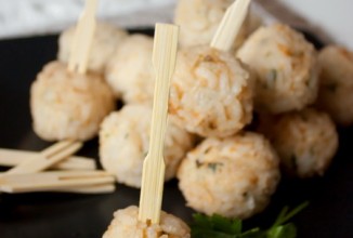 Шарики из курицы с рисом