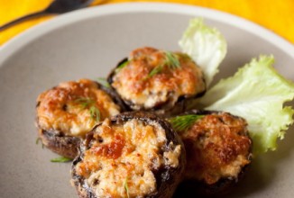 Фаршированные шампиньоны