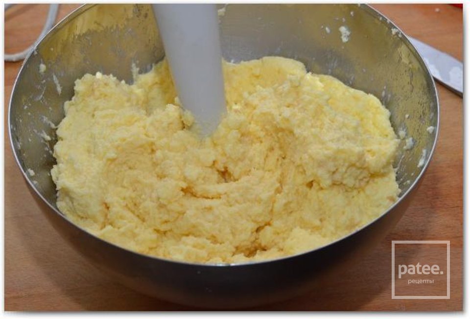 Творожная запеканка с ягодами - Шаг 1