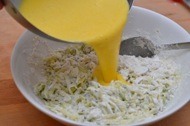 Кекс с цуккини - приготовление