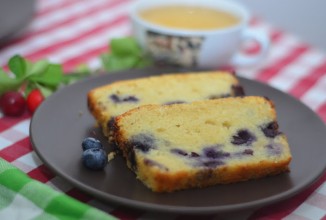 Творожный кекс с голубикой