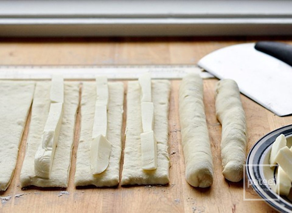 Хлебные палочки с сыром - Шаг 1