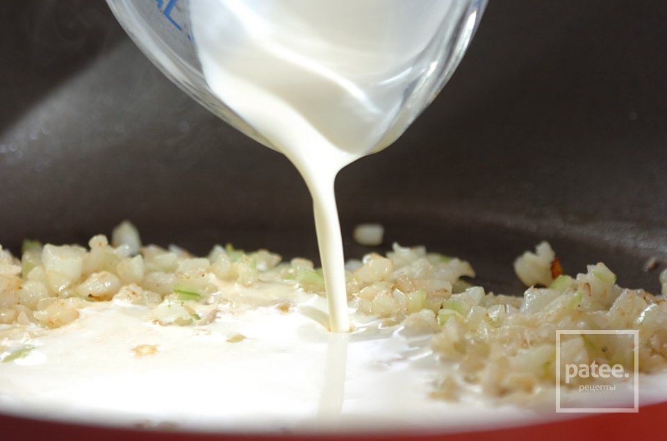 Куриное филе под сливочным соусом - Шаг 4