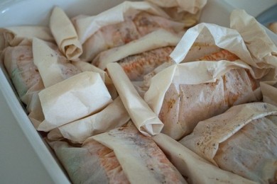 Апельсиново-имбирный лосось в пергаменте - приготовление