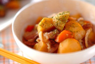 Тушеная свинина с картофелем