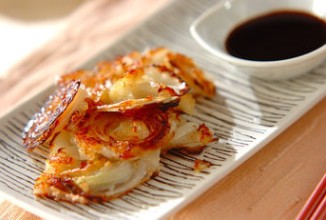 Гребешки с луком