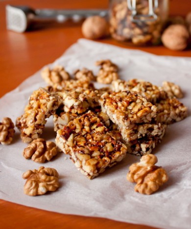 Козинаки из грецких орехов - Шаг 4