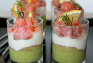 Веррины из лосося, сливочного сыра и авокадо