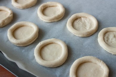 Волованы с грибной начинкой - приготовление